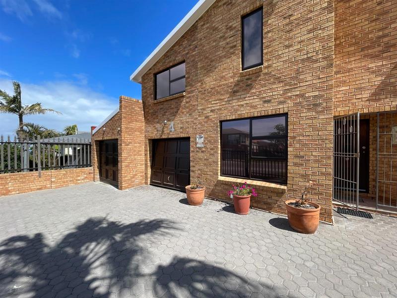 4 Bedroom Property for Sale in Tergniet Western Cape